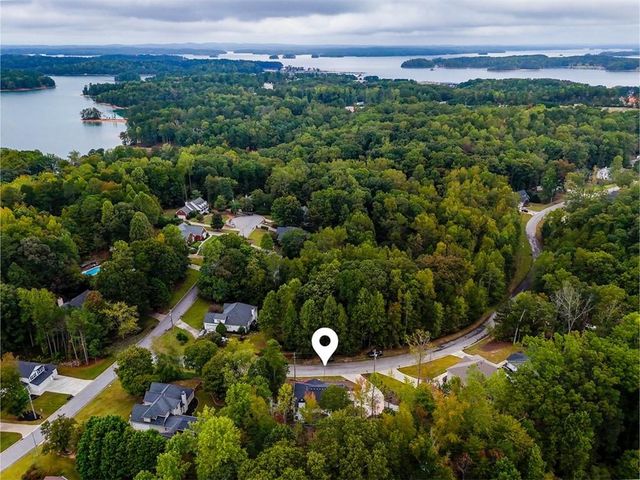 5832 Bay View Drive, Buford, GA 30518