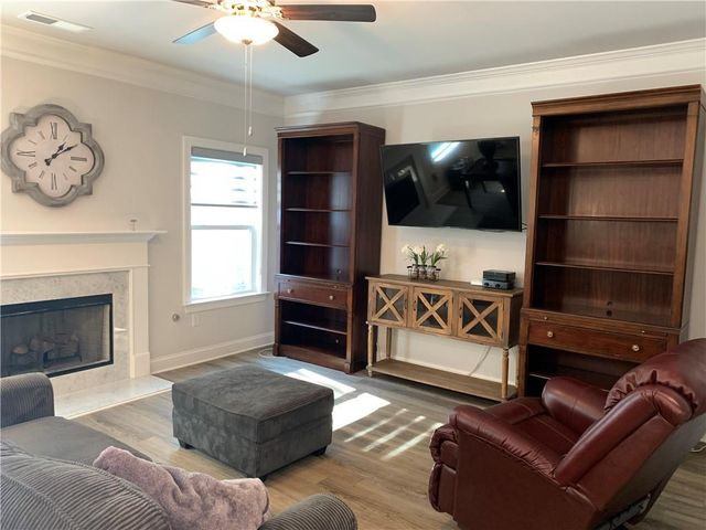 5832 Bay View Drive, Buford, GA 30518