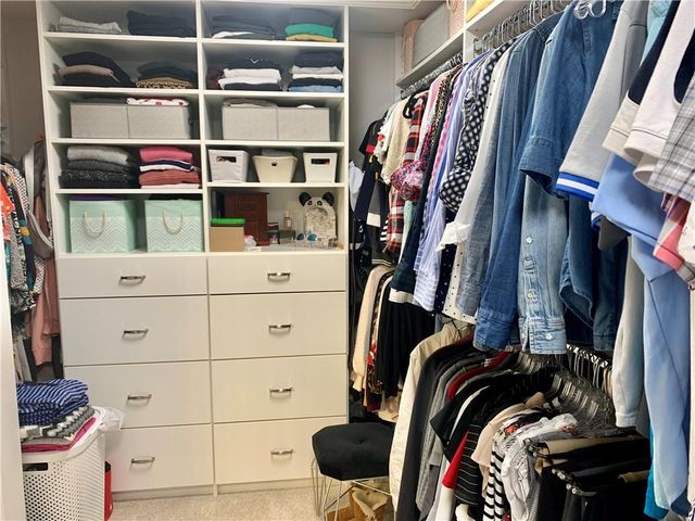 5832 Bay View Drive, Buford, GA 30518