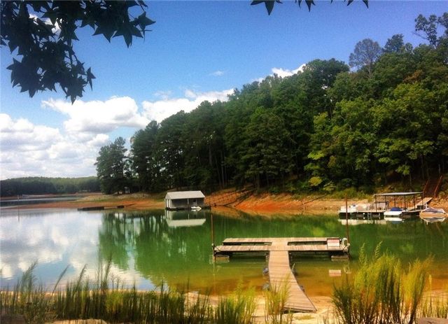 5832 Bay View Drive, Buford, GA 30518