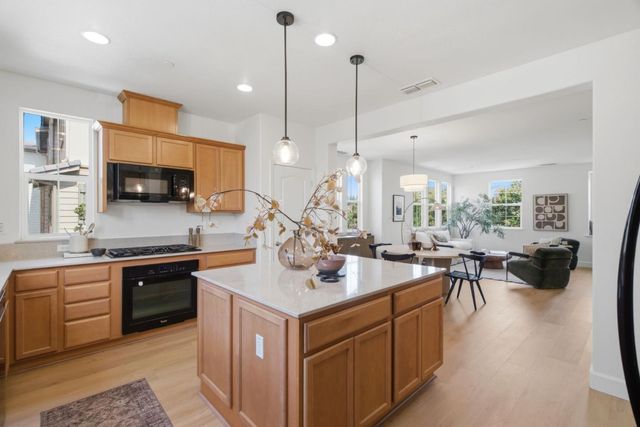 1218 Mesquite Lane, Morgan Hill, CA 95037