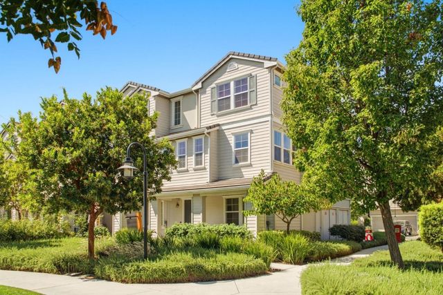 1218 Mesquite Lane, Morgan Hill, CA 95037