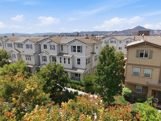 1218 Mesquite Lane, Morgan Hill, CA 95037