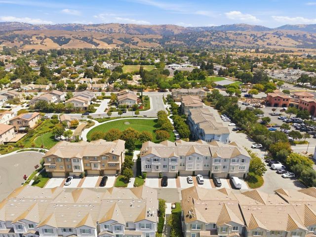 1218 Mesquite Lane, Morgan Hill, CA 95037