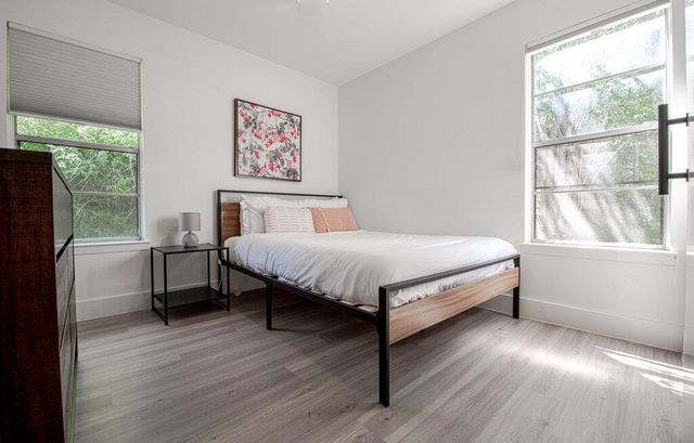 122 Havana ST, Austin, TX 78704