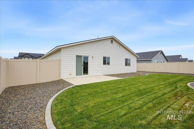 7669 E Flyway St, Nampa, ID 83687