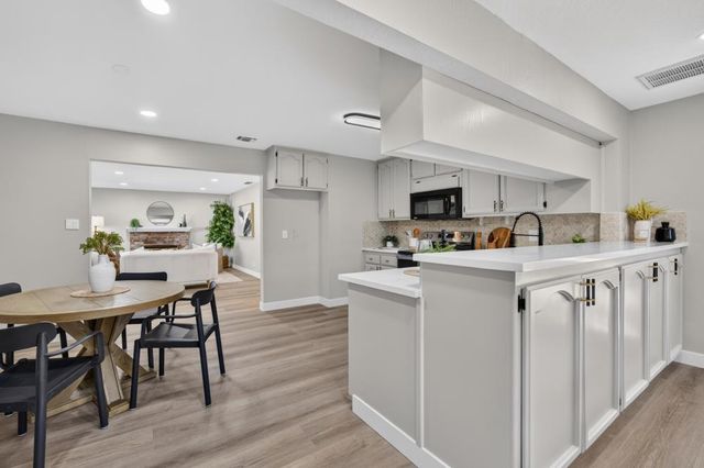 5837 Meghan Way, Sacramento, CA 95842