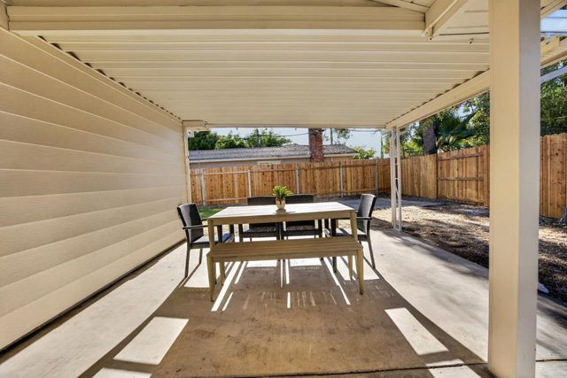 5837 Meghan Way, Sacramento, CA 95842