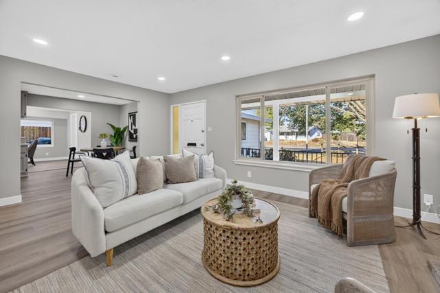 5837 Meghan Way, Sacramento, CA 95842