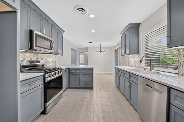 1607 Nantucket Drive, Richardson, TX 75080