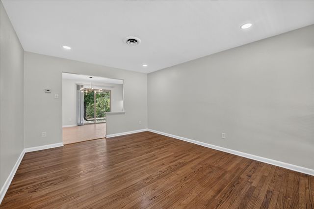 1607 Nantucket Drive, Richardson, TX 75080