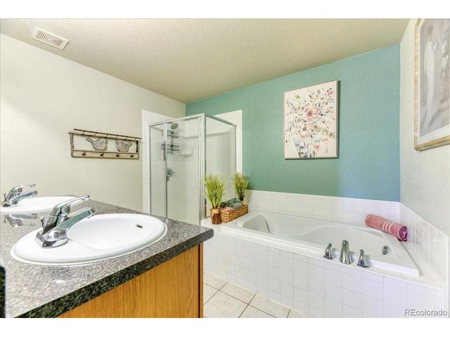 1334 4th Ave, Deer Trail, CO 80105