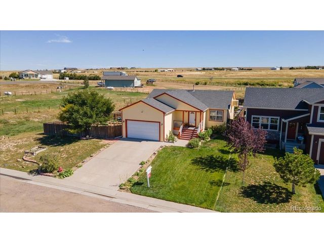 1334 4th Ave, Deer Trail, CO 80105