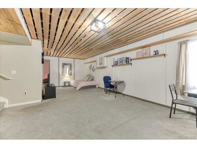 1334 4th Ave, Deer Trail, CO 80105