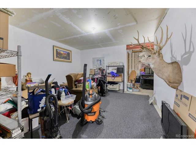 1334 4th Ave, Deer Trail, CO 80105