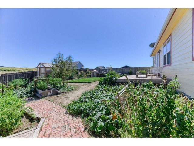 1334 4th Ave, Deer Trail, CO 80105