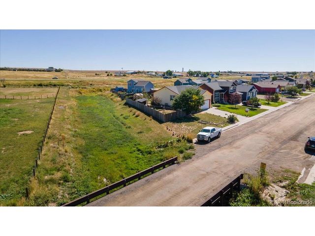 1334 4th Ave, Deer Trail, CO 80105