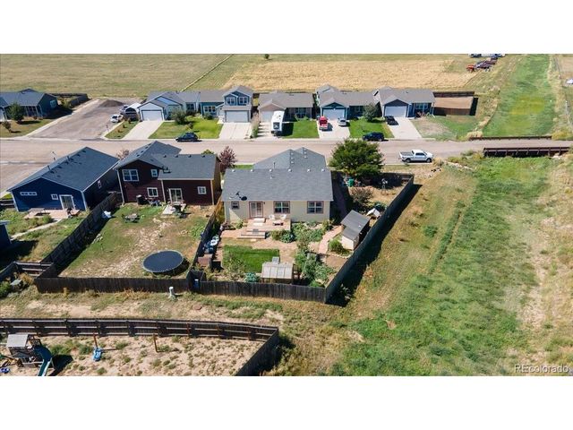 1334 4th Ave, Deer Trail, CO 80105