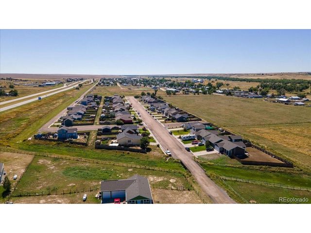 1334 4th Ave, Deer Trail, CO 80105