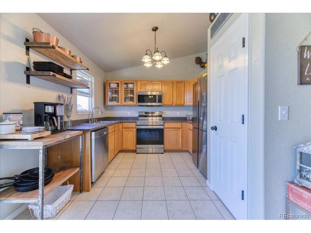 1334 4th Ave, Deer Trail, CO 80105