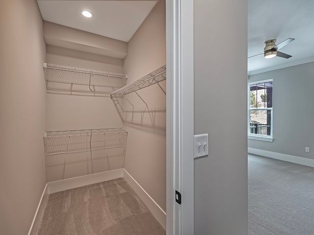 233 Lucca Lane, Upper St Clair, PA 15241