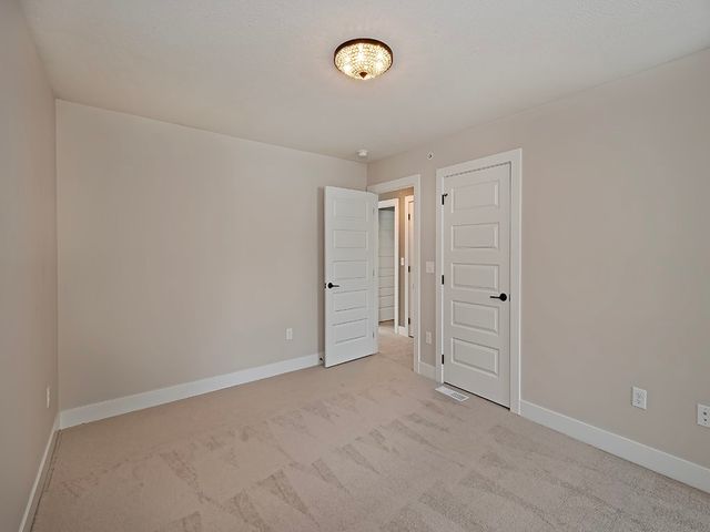 233 Lucca Lane, Upper St Clair, PA 15241