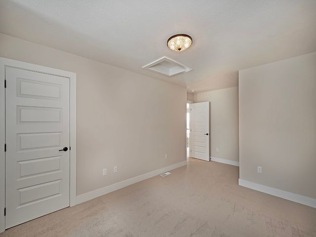 233 Lucca Lane, Upper St Clair, PA 15241