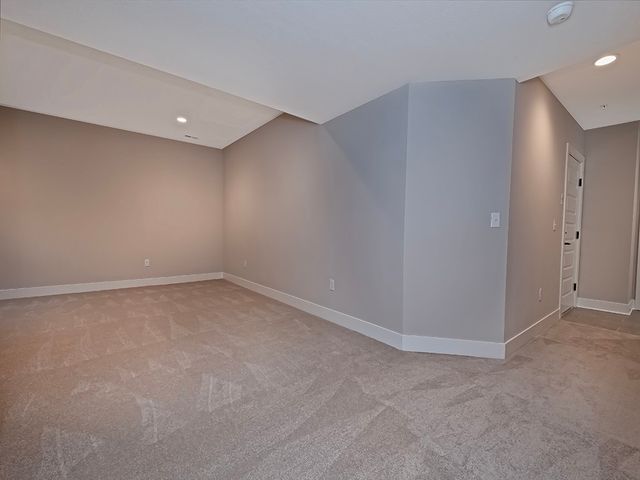 233 Lucca Lane, Upper St Clair, PA 15241