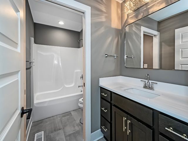 233 Lucca Lane, Upper St Clair, PA 15241