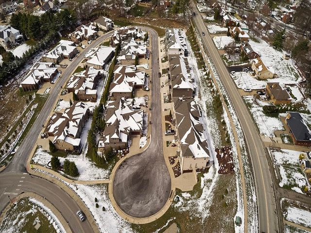 233 Lucca Lane, Upper St Clair, PA 15241