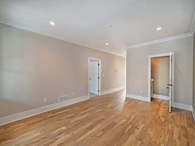 233 Lucca Lane, Upper St Clair, PA 15241