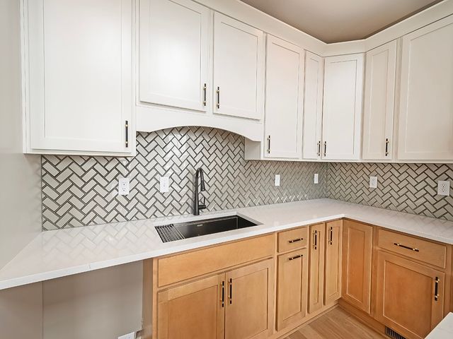 233 Lucca Lane, Upper St Clair, PA 15241