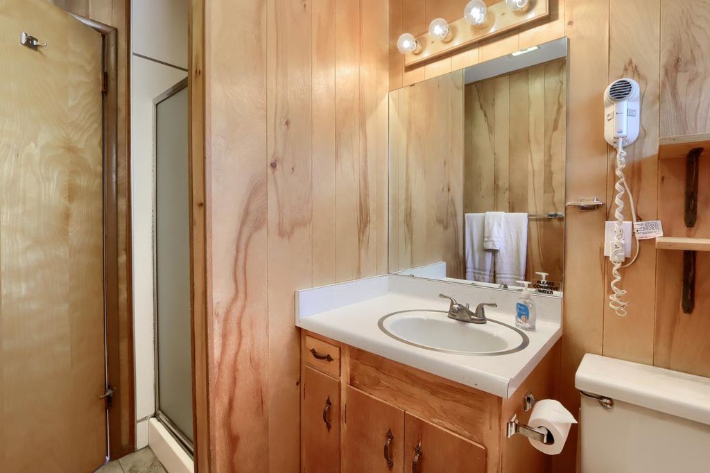 Image 21 of property listing at 2628 W Bruce, Wawona, CA 95389