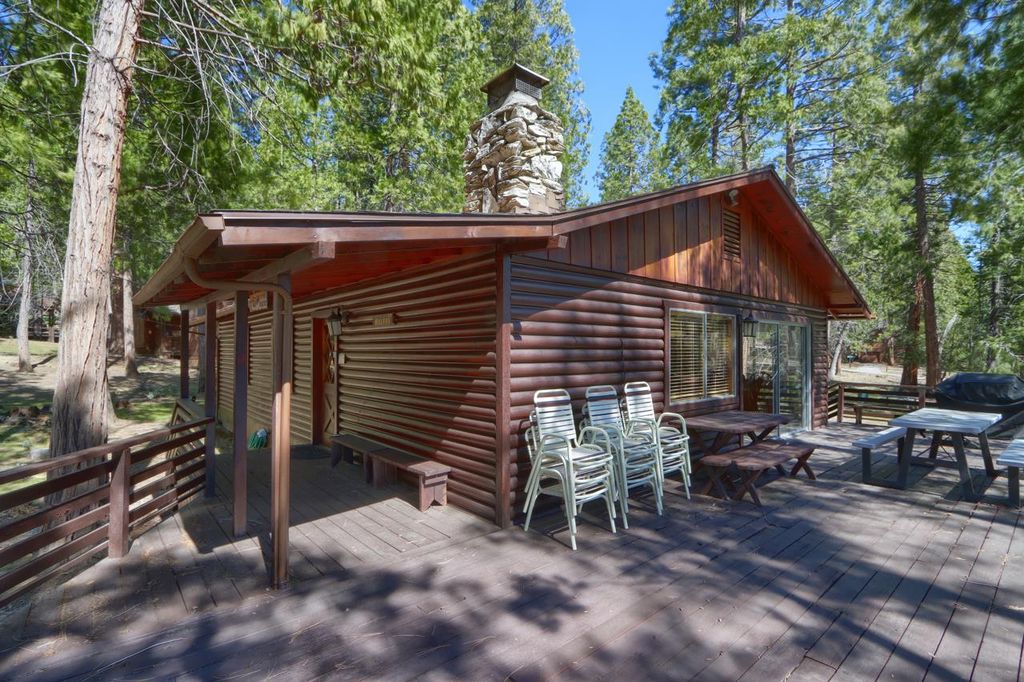 Image 3 of property listing at 2628 W Bruce, Wawona, CA 95389