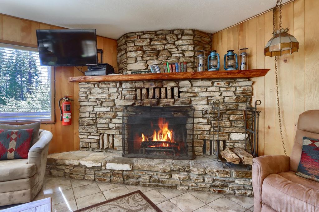 Image 9 of property listing at 2628 W Bruce, Wawona, CA 95389