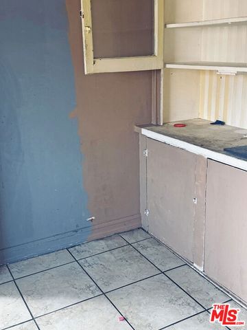 1620 E 33rd Street, Los Angeles, CA 90011