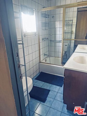 1620 E 33rd Street, Los Angeles, CA 90011