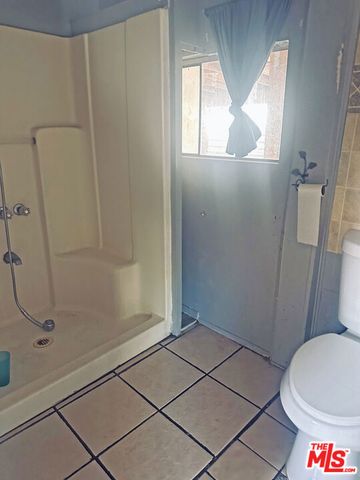 1620 E 33rd Street, Los Angeles, CA 90011