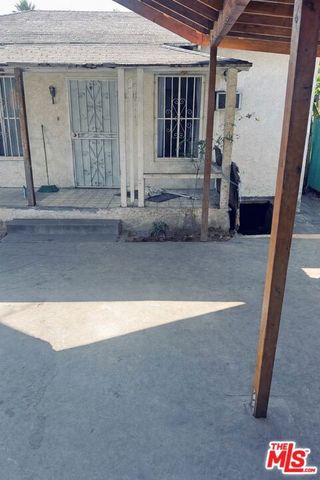 1620 E 33rd Street, Los Angeles, CA 90011