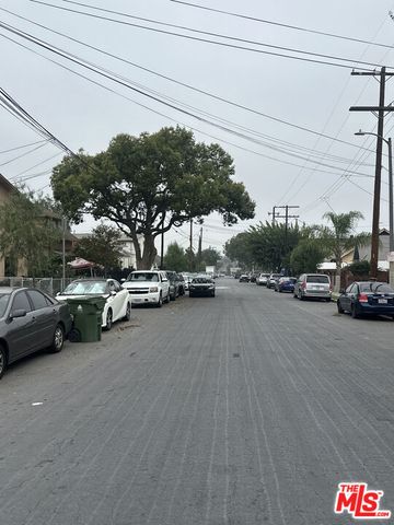 1620 E 33rd Street, Los Angeles, CA 90011