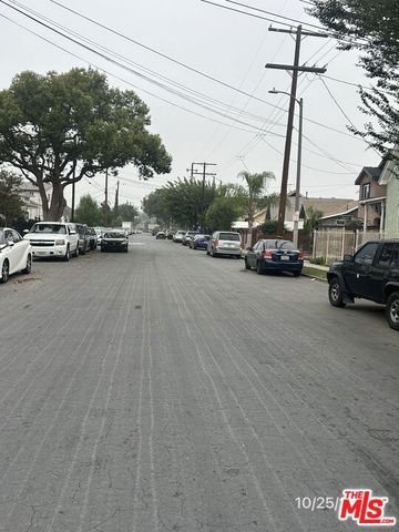 1620 E 33rd Street, Los Angeles, CA 90011