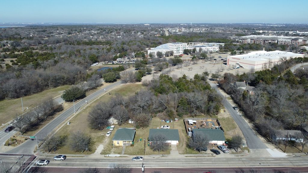 301, 303, 305 W Belt Line Road, Cedar Hill, TX 75104