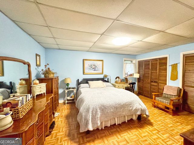 58 S Pine Cove Drive, Lagrange, GA 30240