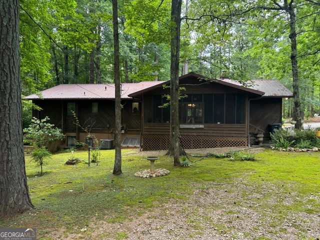 58 S Pine Cove Drive, Lagrange, GA 30240