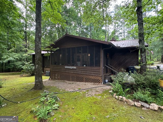 58 S Pine Cove Drive, Lagrange, GA 30240