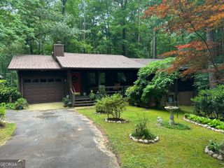 58 S Pine Cove Drive, Lagrange, GA 30240