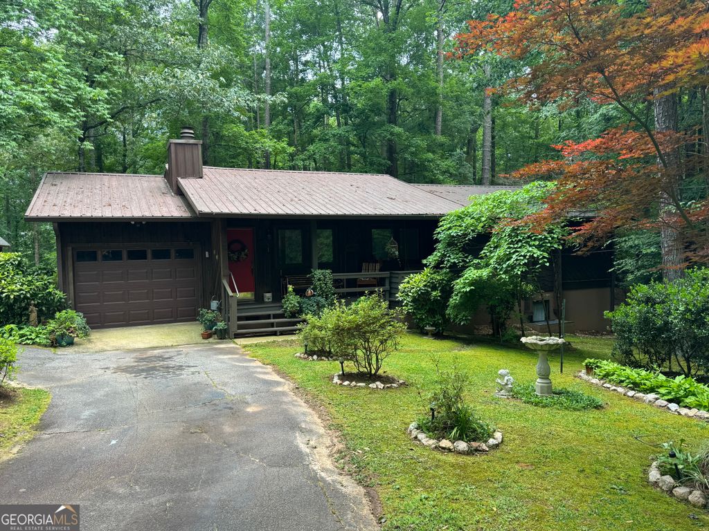 58 S Pine Cove Drive, Lagrange, GA 30240