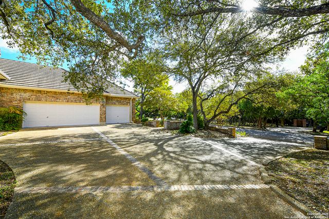 13 Westelm Cir, San Antonio, TX 78230