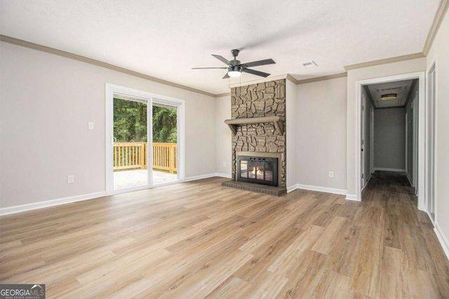 127 Lee Road, Senoia, GA 30276