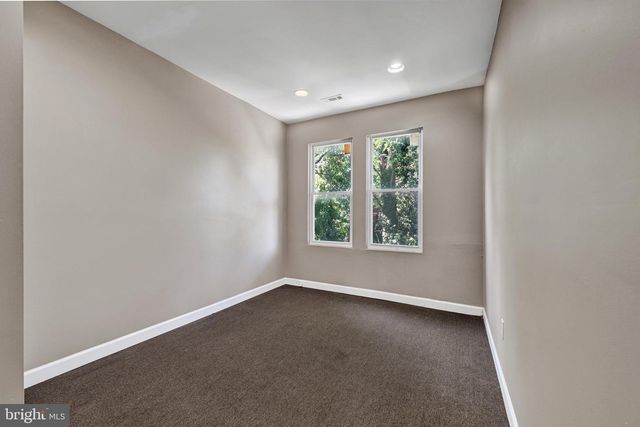 2828 BOARMAN AVE, Baltimore, MD 21215
